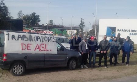 La empresa AGL es propiedad de los diarios El Litoral y Clarín. La empresa AGL es propiedad de los diarios El Litoral y Clarín.