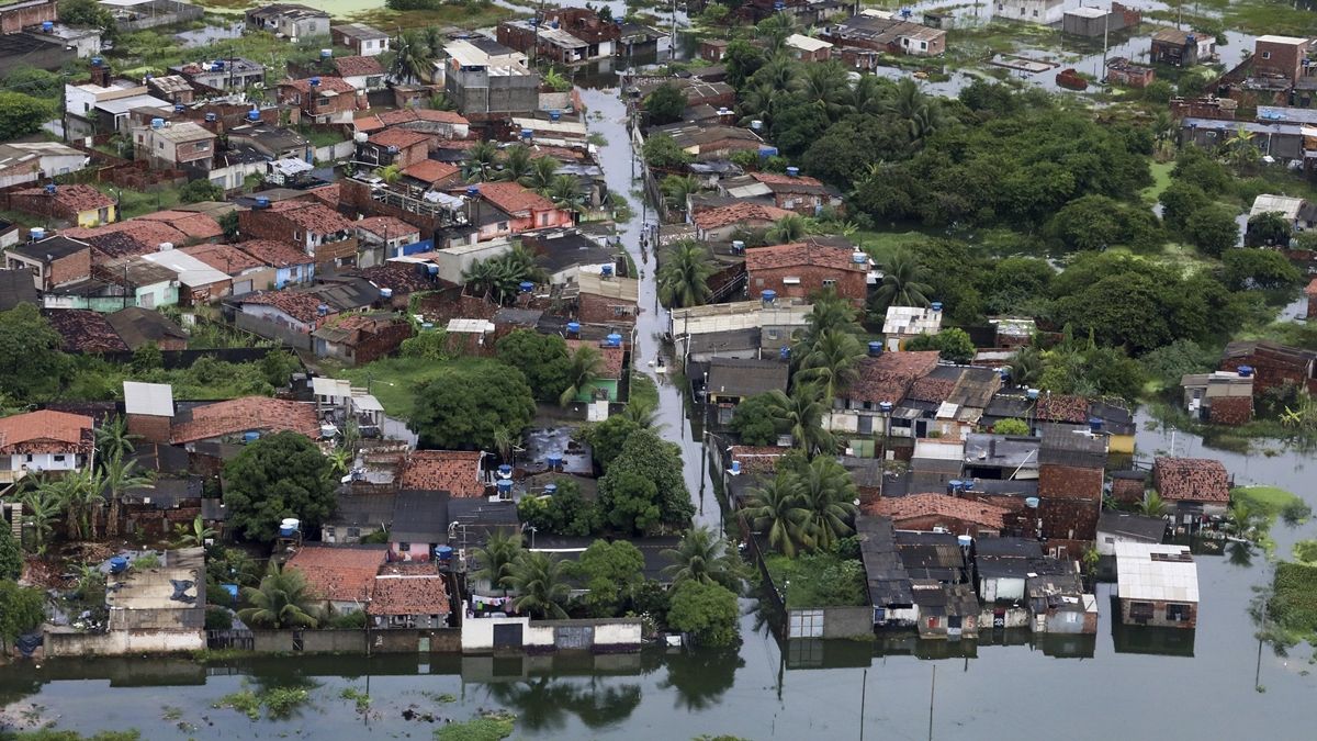 Las lluvias torrenciales que azotaron hace seis días al estado de Pernambuco en Brasil