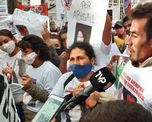Pablo Riquel contó que en la Seccional 12, en la capital tucumana, no quisieron tomarle la denuncia hasta que no pasaran 24 horas de la desaparición de la nena. Los vecinos hallaron su cadáver unas seis horas después de desaparecer de su casa el domingo. Pablo Riquel contó que en la Seccional 12, en la capital tucumana, no quisieron tomarle la denuncia hasta que no pasaran 24 horas de la desaparición de la nena. Los vecinos hallaron su cadáver unas seis horas después de desaparecer de su casa el domingo.