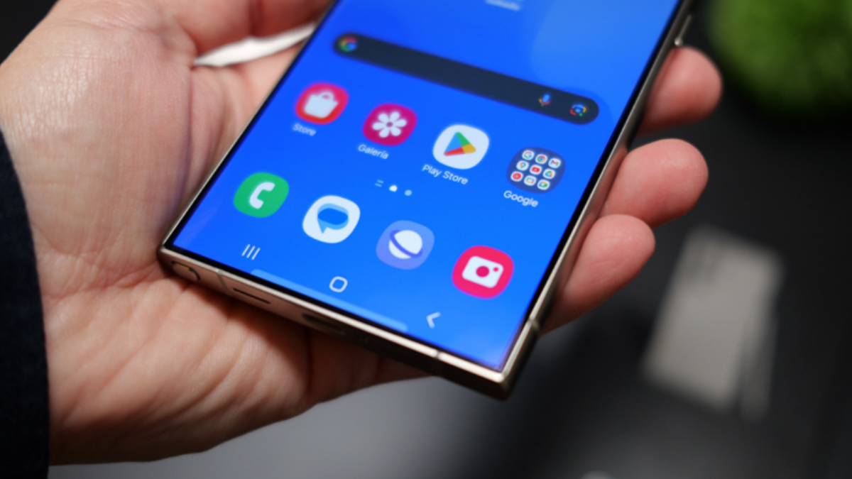Galaxy S25 será el primero en recibir la actualización estable en septiembre. Galaxy S25 será el primero en recibir la actualización estable en septiembre.