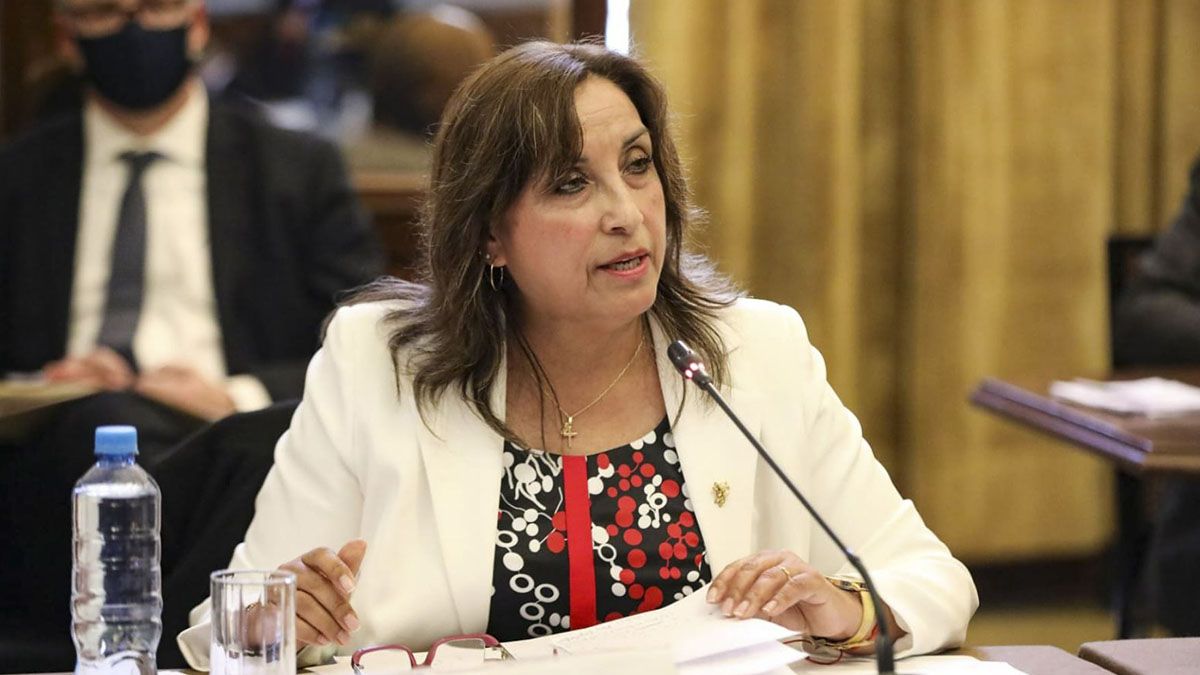 Crisis En Perú: El Congreso Tomó Juramento A Dina Boluarte Como Nueva ...