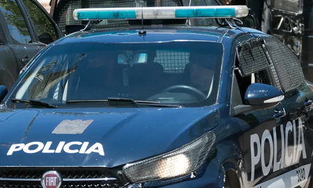 Asesinan a un joven de una puñalada en el sur de Mendoza y por el crimen hay un detenido. Asesinan a un joven de una puñalada en el sur de Mendoza y por el crimen hay un detenido.