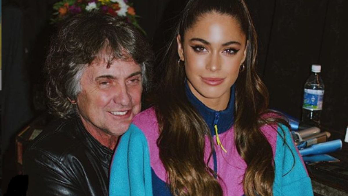 Tini Stoessel y su padre, Alejandro Stoessel. Tini Stoessel y su padre, Alejandro Stoessel.