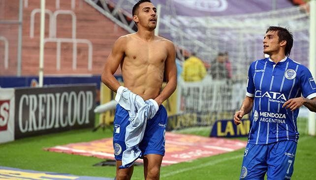 Godoy Cruz lo dio vuelta y festejó ante Banfield