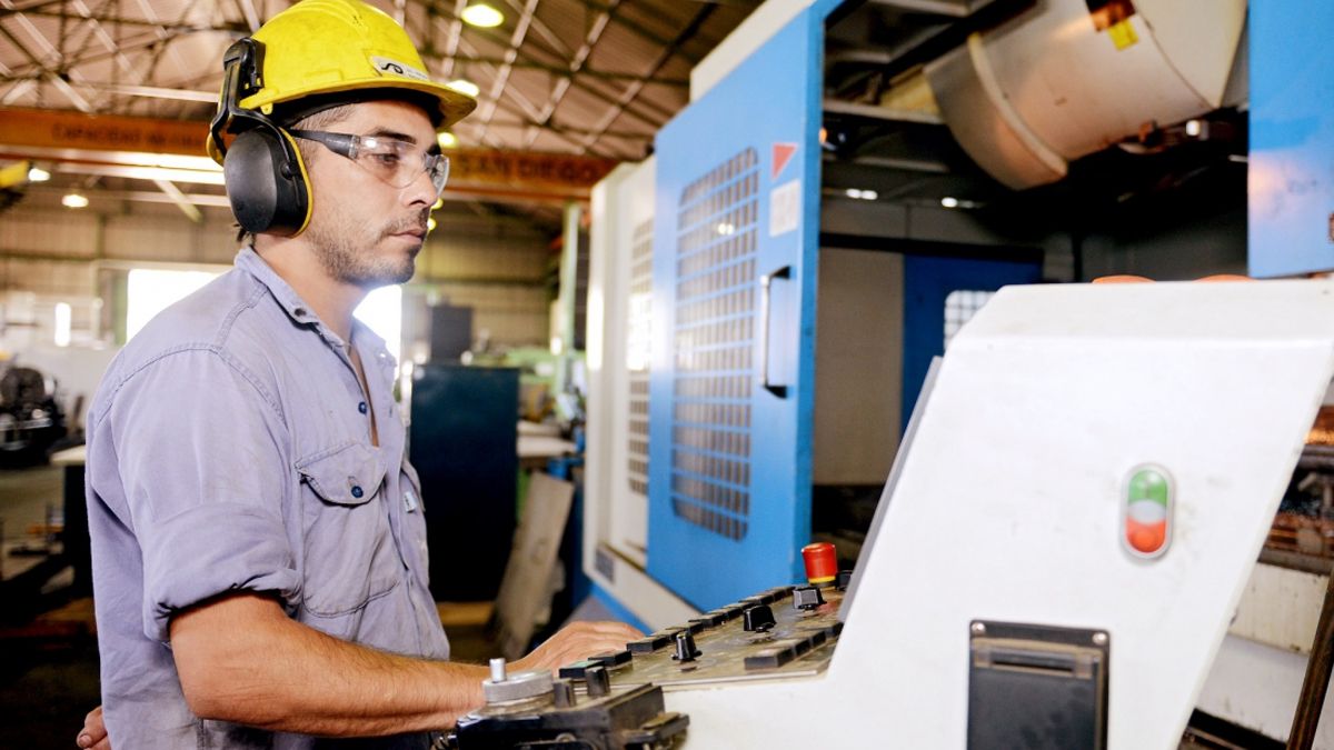 En mayo de 2023 los puestos de trabajo ocupados en el sector privado ascendieron a 551.863.