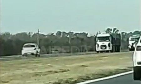 El conductor se descompensó por una hipoglucemia y manejó en contramano por la autopista. El conductor se descompensó por una hipoglucemia y manejó en contramano por la autopista.