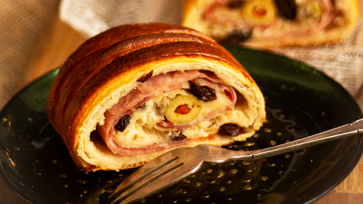 Receta de pan de jamón venezolano.