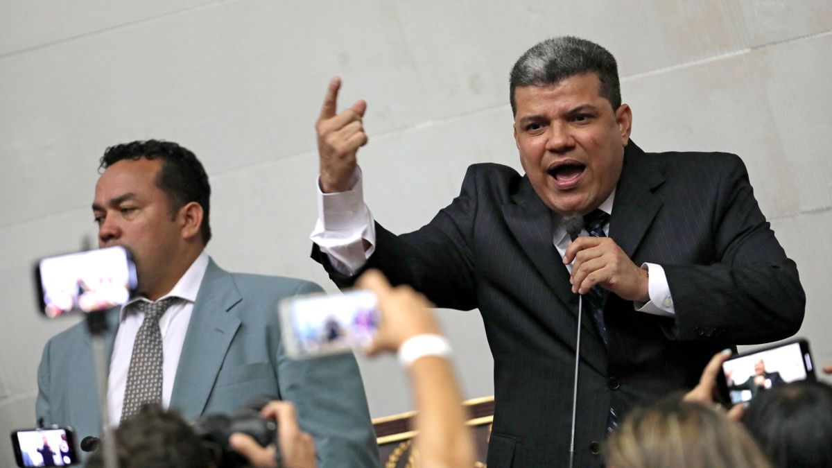Luis Parra fue designado este domingo presidente de la Asamblea Nacional (AN