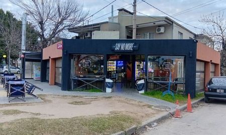 Un hombre herido en un quiosco de Santa Fe Un hombre herido en un quiosco de Santa Fe