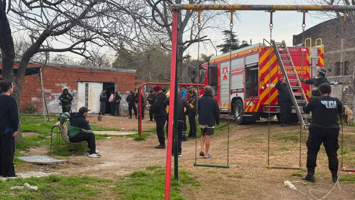 El incendio fatal ocurrió en una vivienda de calle Regis Martínez al 3700. Otro nene de 11 años logró escapar.