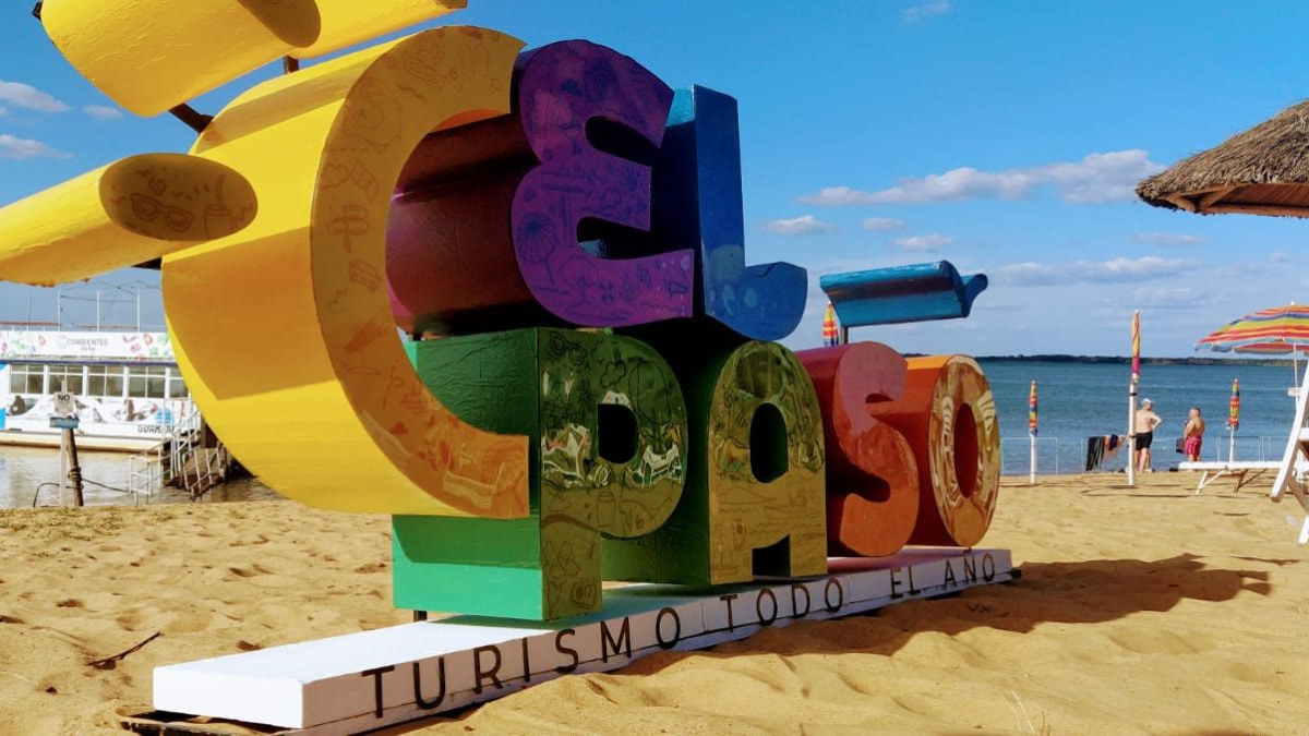 La identidad correntina aparece en cada rincón: historia, naturaleza y tradiciones que completan la escapada.