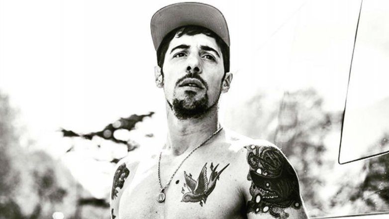 Esteban Lamothe compartió una foto con su hijo, tras confirmar su separación