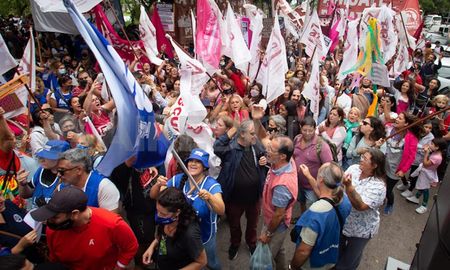 Los docentes anuncian este viernes cómo será el plan de lucha a partir de la semana que viene. Los docentes anuncian este viernes cómo será el plan de lucha a partir de la semana que viene.