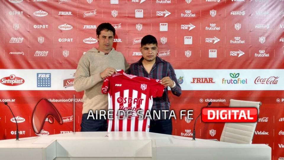 Unión presentó a Claudio Aquino