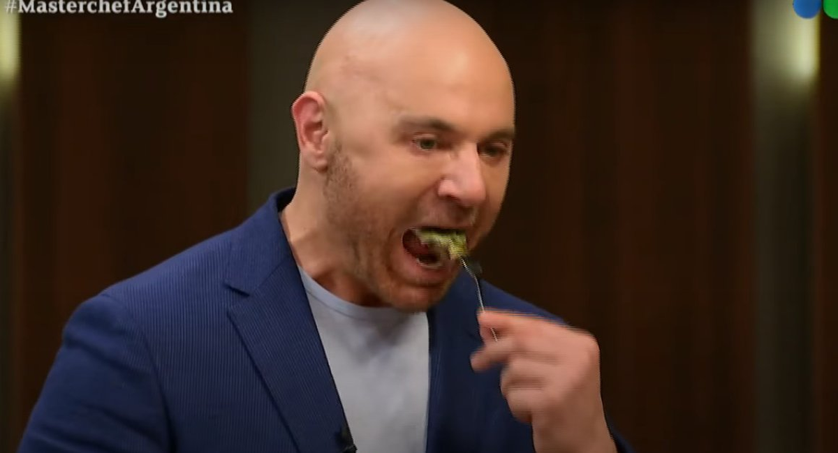 Germán Martitegui no pudo disimular en MasterChef y pidió el libro de quejas