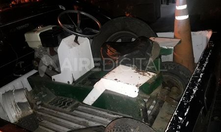El tractor que recuperó el personal policial El tractor que recuperó el personal policial