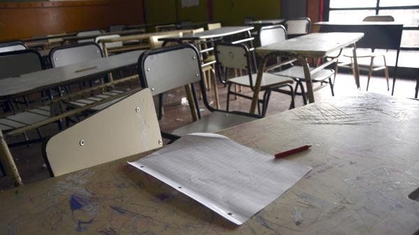 El gobierno provincial garantizó la libertad de trabajo a los docentes que no adhieran al paro