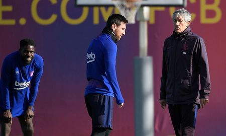 Lionel Messi se recupera del golpe en el tobillo y se prepara para enfrentar a Bayern Munich por la Champions League. Lionel Messi se recupera del golpe en el tobillo y se prepara para enfrentar a Bayern Munich por la Champions League.