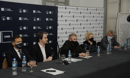 Los presidentes de los cinco Colegios de Abogados de la provincia de Santa Fe se reunieron en la Universidad Nacional de Rosario. Los presidentes de los cinco Colegios de Abogados de la provincia de Santa Fe se reunieron en la Universidad Nacional de Rosario.