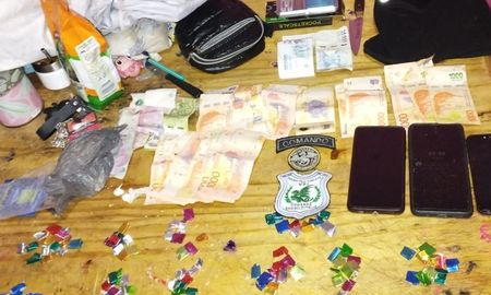En el operativo se secuestró estupefacientes, una balanza, celulares y un cuchillo. En el operativo se secuestró estupefacientes, una balanza, celulares y un cuchillo.