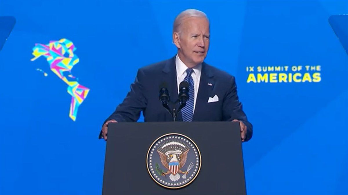 La democracia no es solo la característica definitoria de la historia de América