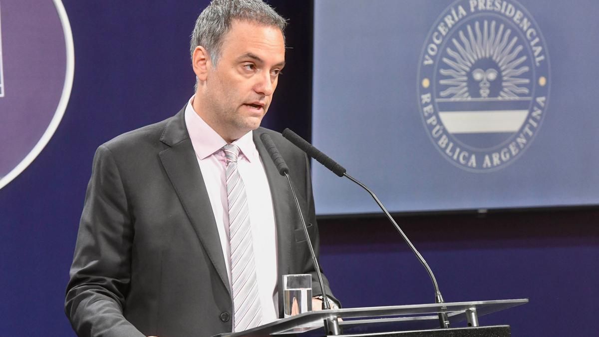 Manuel Adorni, portavoz presidencial. Manuel Adorni, portavoz presidencial.