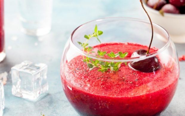 Gazpacho de cereza. Gazpacho de cereza.