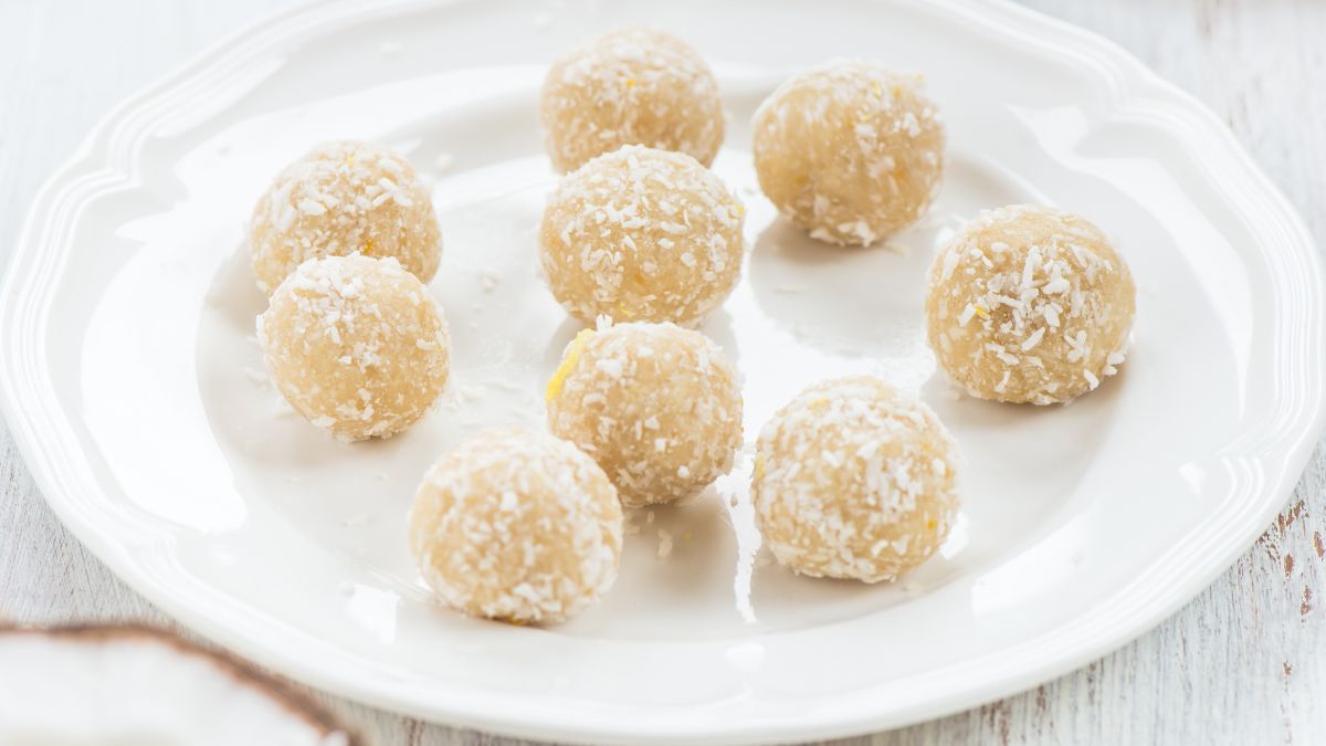 La receta de trufas de limón y avena sin azúcar para disfrutar de una dulce sin culpas.