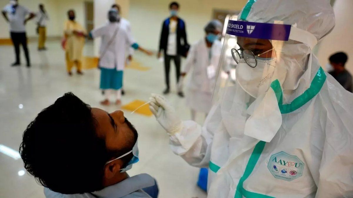 La pandemia parece estar controlándose, pero se sigue en alerta por las nuevas variantes del virus.