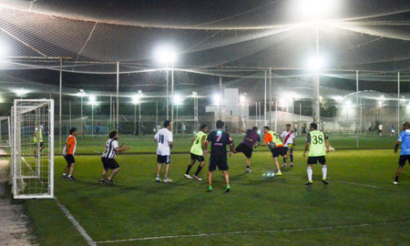 Invitó a su novia a verlo jugar a la pelota y su respuesta se volvió viral.