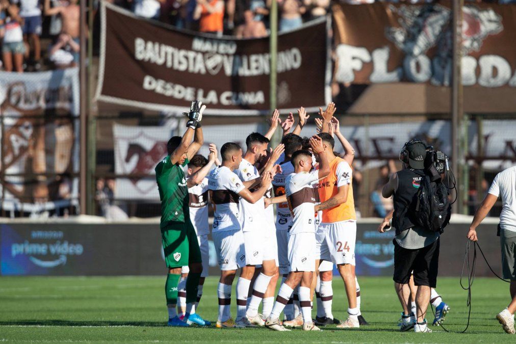 Liga Profesional: Platense lo dio vuelta y goleó a Atlético Tucumán