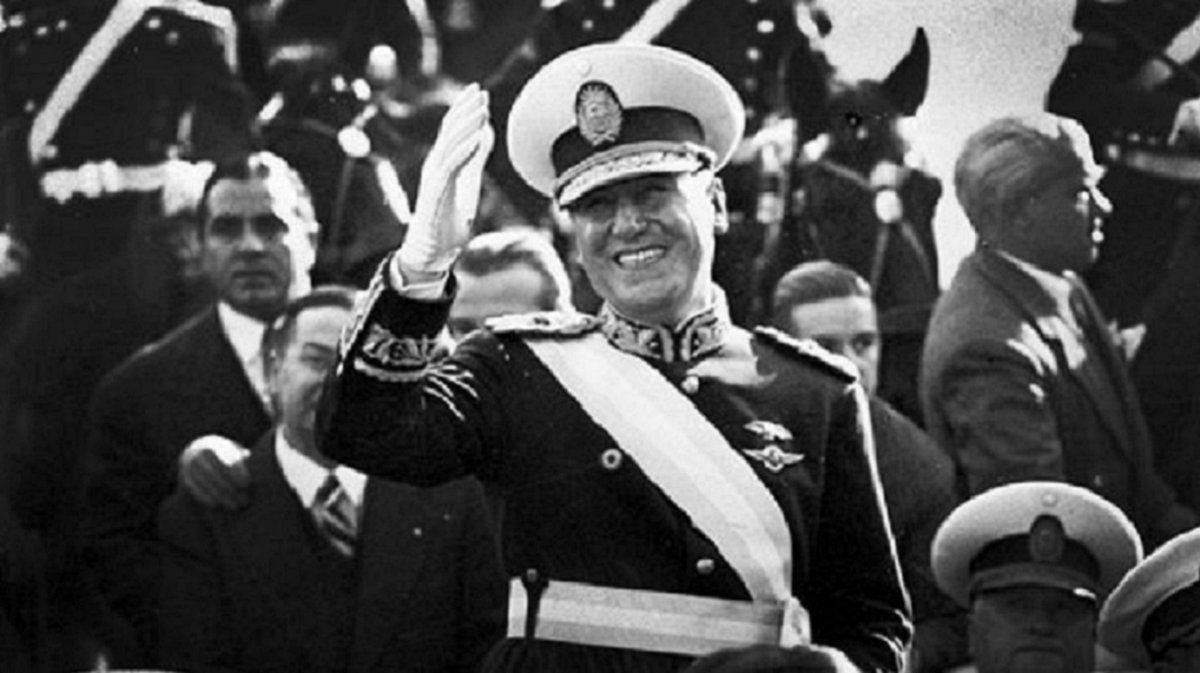 Juan Domingo Per&oacute;n