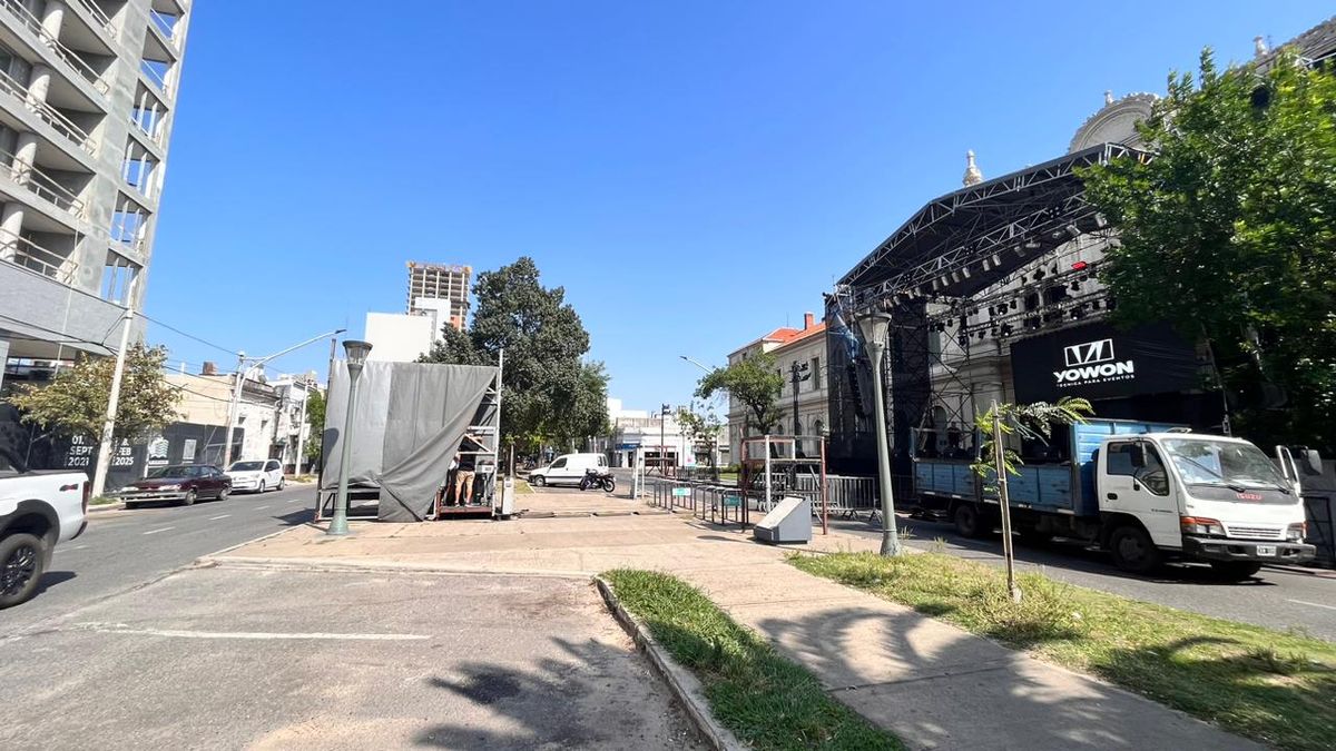 Operativo de tránsito en la zona de Bulevar Pellegrini Operativo de tránsito en la zona de Bulevar Pellegrini 