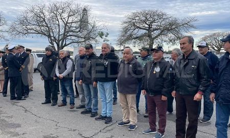 El acto se realizó en el monumento frente al Faro de la Costanera de la ciudad de Santa Fe. El acto se realizó en el monumento frente al Faro de la Costanera de la ciudad de Santa Fe.