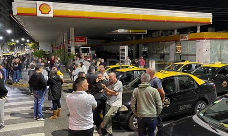 En las últimas 24 horas se cometieron cinco asesinatos en Rosario. En las últimas 24 horas se cometieron cinco asesinatos en Rosario.