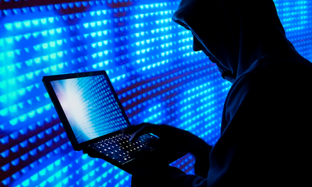 “Manipular audio, que es más fácil de orquestar que hacer videos falsos profundos, solo aumentará en volumen y sin la educación y el conocimiento de este nuevo tipo de vector de ataque, junto con mejores métodos de autenticación, es probable que más empresas sean víctimas de conversaciones muy convincentes”, agregó. “Manipular audio, que es más fácil de orquestar que hacer videos falsos profundos, solo aumentará en volumen y sin la educación y el conocimiento de este nuevo tipo de vector de ataque, junto con mejores métodos de autenticación, es probable que más empresas sean víctimas de conversaciones muy convincentes”, agregó.