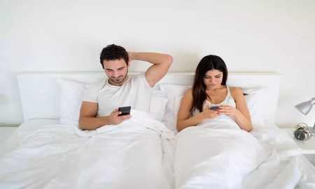 Empresa ofrece una cifra millonaria a la pareja que pueda pasar un mes sin Internet Empresa ofrece una cifra millonaria a la pareja que pueda pasar un mes sin Internet