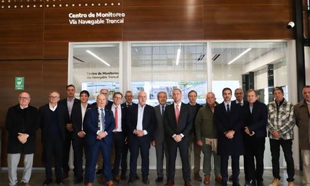 En representación de Santa Fe estuvo el subsecretario de Transporte y Logística, Jorge Henn. En representación de Santa Fe estuvo el subsecretario de Transporte y Logística, Jorge Henn.