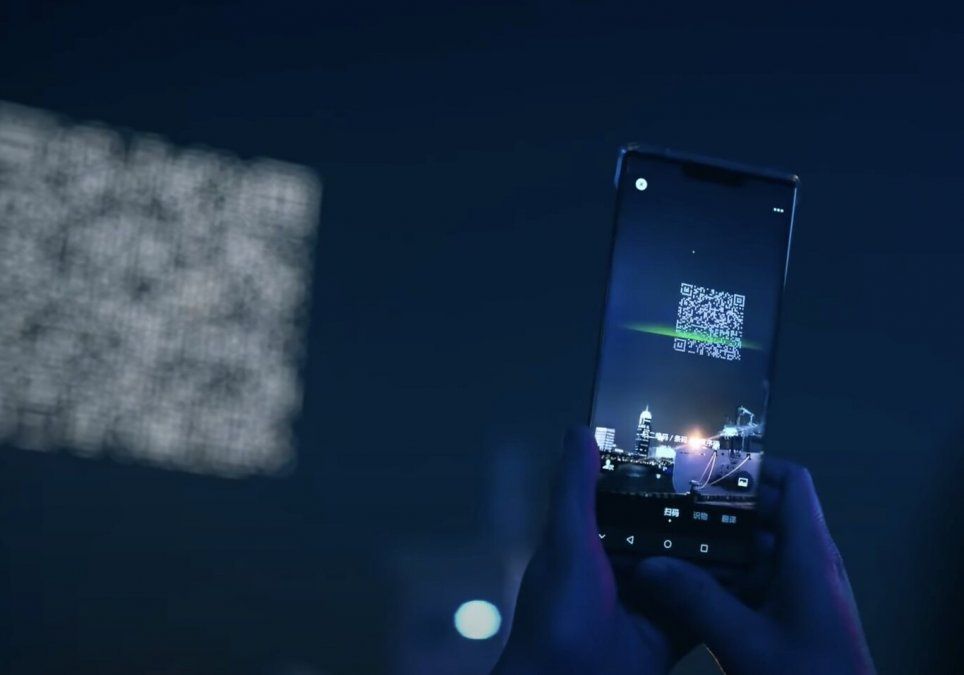 Los transeúntes podían escanear con sus smartphone el código y bajarse el videojuego.