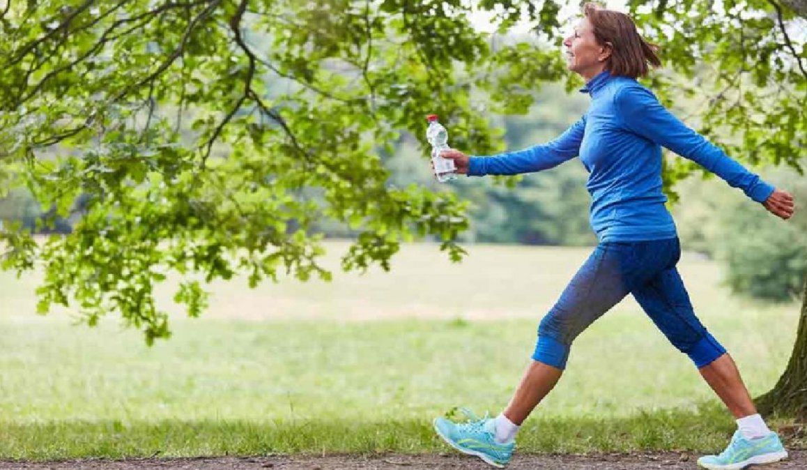 Beneficios de salir a caminar por lo menos una vez al día