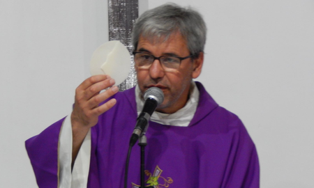 El presbítero César Marcelo Blanche. El presbítero César Marcelo Blanche.