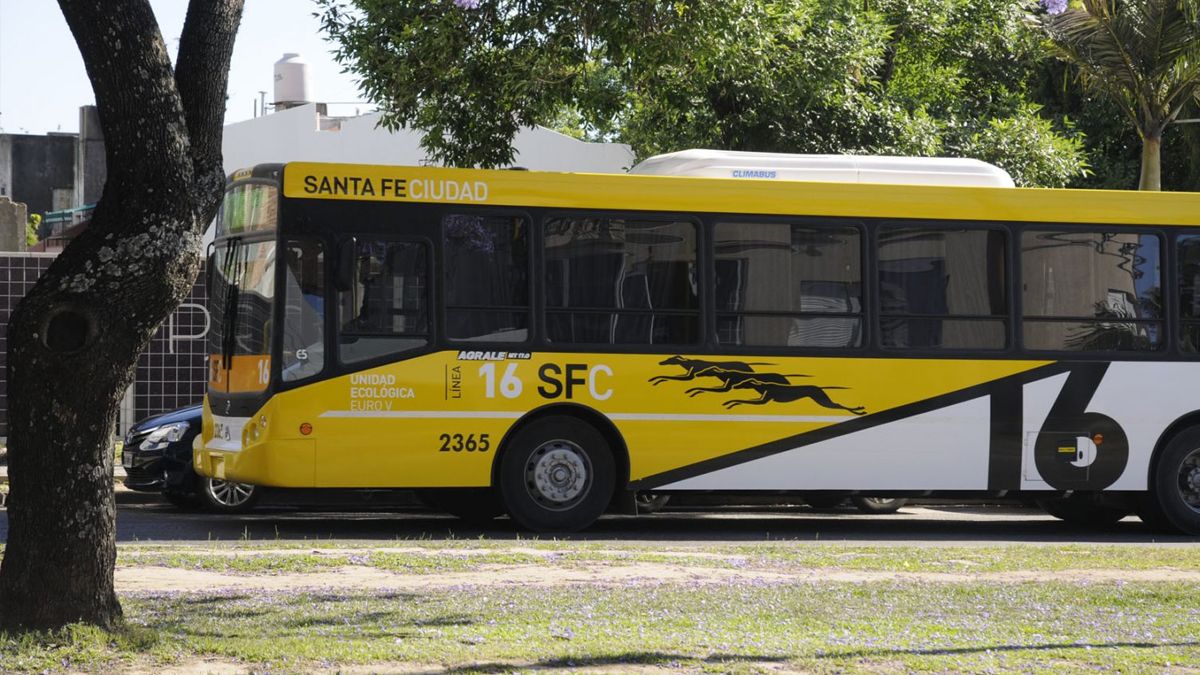 Se normaliza el servicio de colectivos en la ciudad