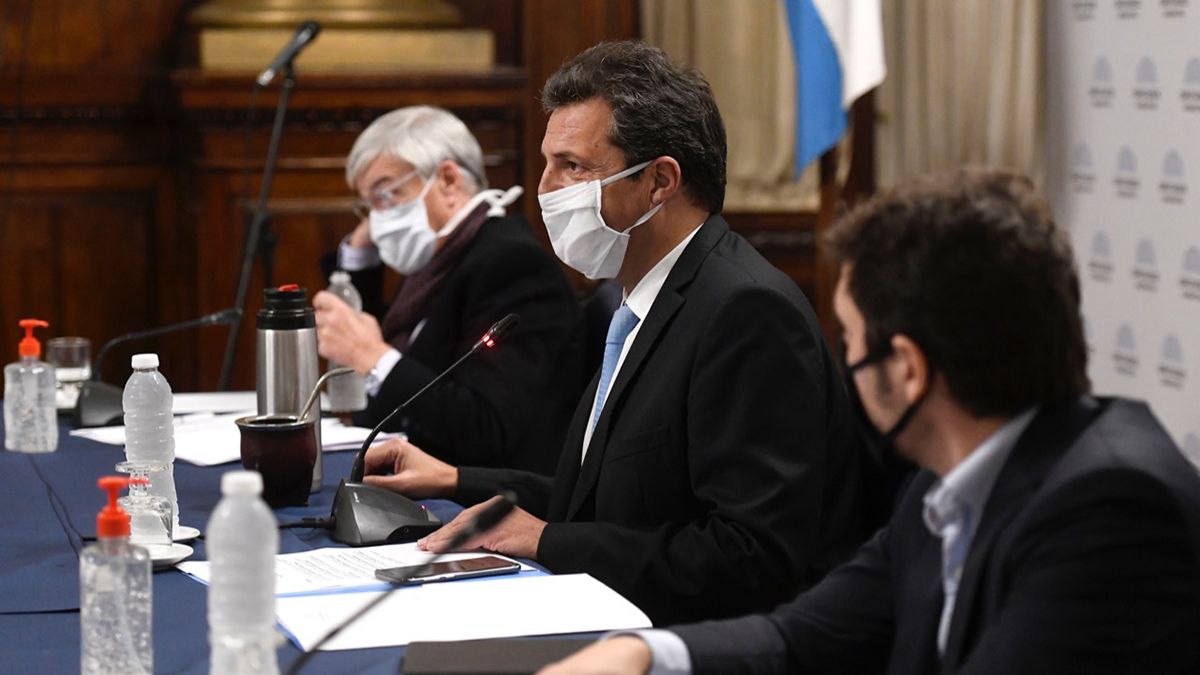 "Lo volvería a echar una y mil veces", dijo sobre Ameri Sergio Massa, presidente de la Cámara de Diputados, tras el escándalo sexual en la sesión virtual. 