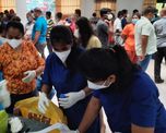 Un estudio realizado en Sri Lank junto a la universidad de Oxford demostró que el 95% de las personas que recibieron las dos dosis de la vacuna de Sinopharm contra el coronavirus desarrollaron anticuerpos. Un estudio realizado en Sri Lank junto a la universidad de Oxford demostró que el 95% de las personas que recibieron las dos dosis de la vacuna de Sinopharm contra el coronavirus desarrollaron anticuerpos.