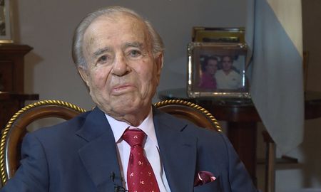 menem tendra su busto en la casa rosada menem tendra su busto en la casa rosada