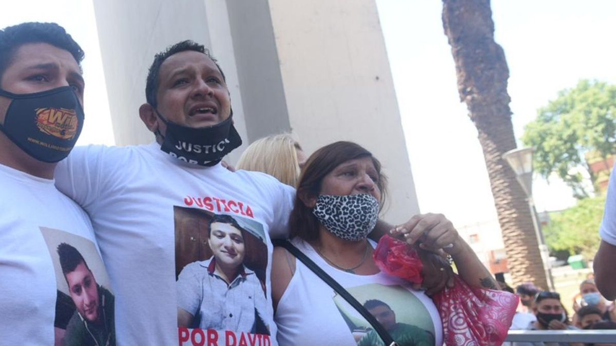 Familiares de Emanuel y David tras la sentencia condenatoria.