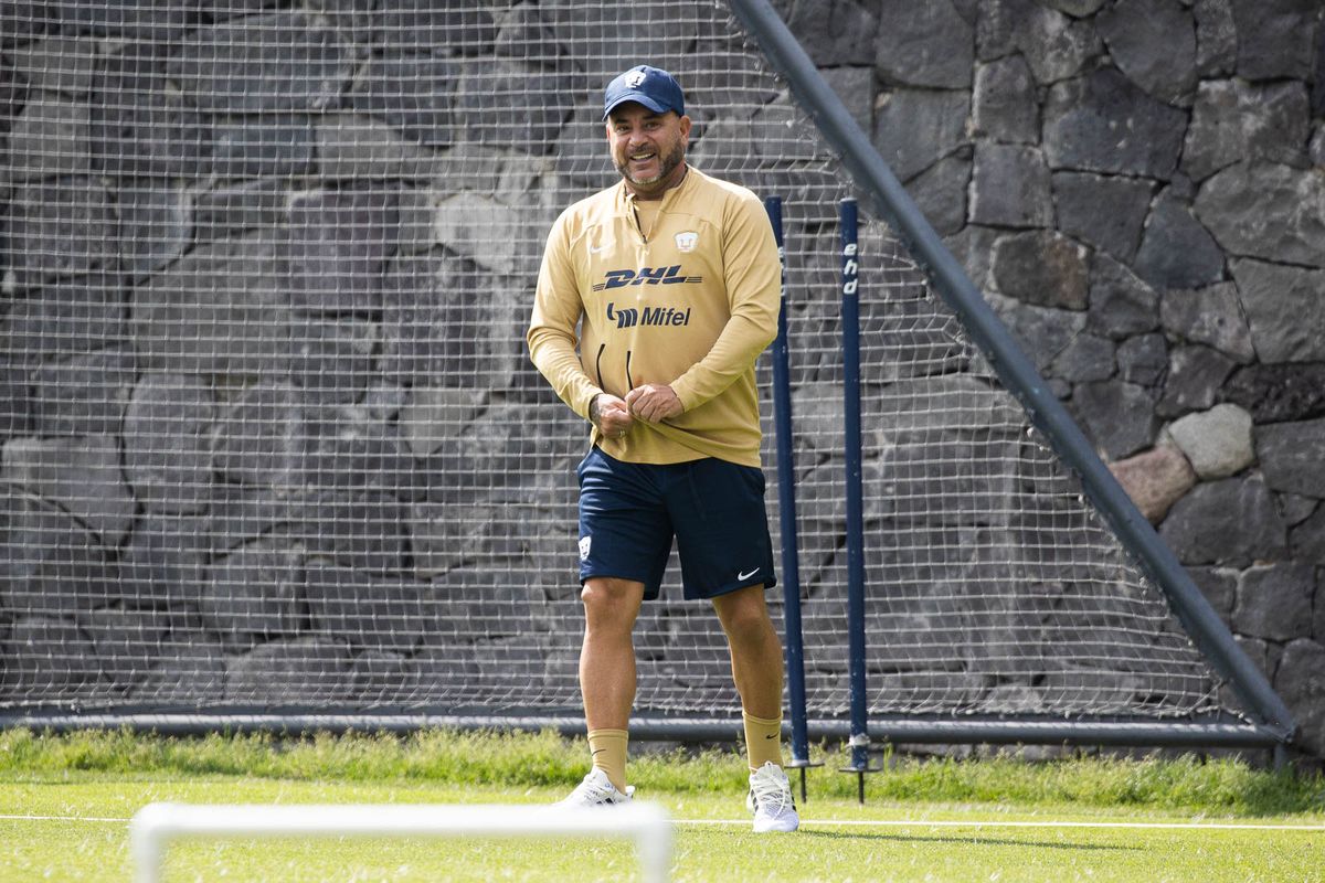 Antonio Mohamed Comenzó Su Etapa En Pumas De México Y Sorprendió Con ...