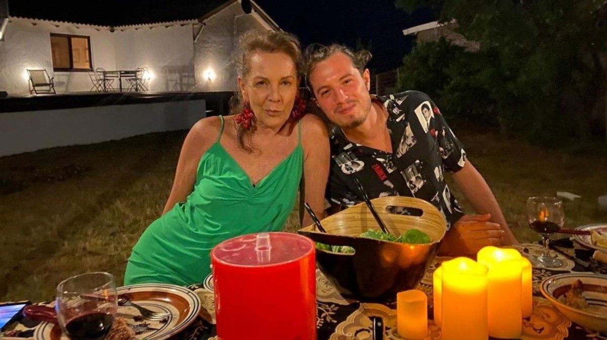 El hijo de Mónica Gonzaga será expulsado de Uruguay por organizar una fiesta clandestina