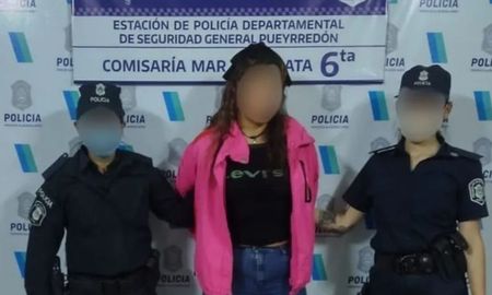 En el barrio Malvinas Argentinas de Mar del Plata detuvieron a una joven de 20 años vinculada al doble homicidio ocurrido en diciembre en Rafaela. En el barrio Malvinas Argentinas de Mar del Plata detuvieron a una joven de 20 años vinculada al doble homicidio ocurrido en diciembre en Rafaela.