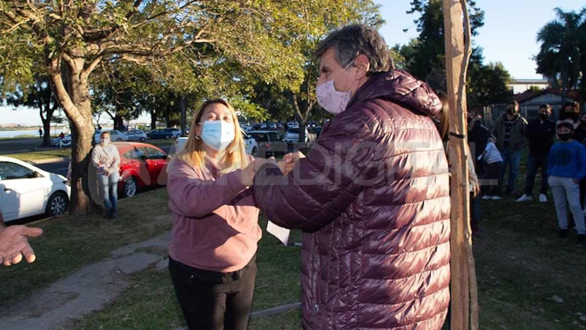 Luis Mino junto a Yoana Colman, madre de Francisco Sueldo.